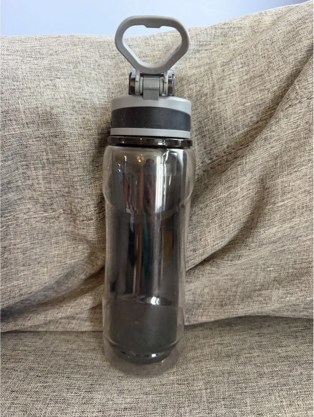 Bubba Trailblazer Push Button Water Bottle 24 fl oz Black Gray Drink Through Lid